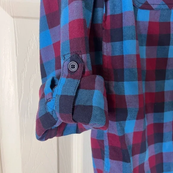 Duluth Trading Co Blue & Burgundy Plaid Button-Front Shirt - Picture 3 of 6